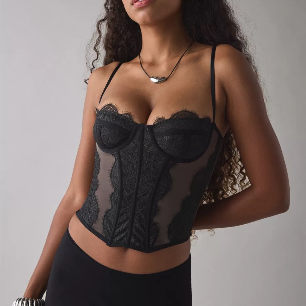 Urban Outfitters MODERN LOVE Black Lace Bustier top size LARGE
